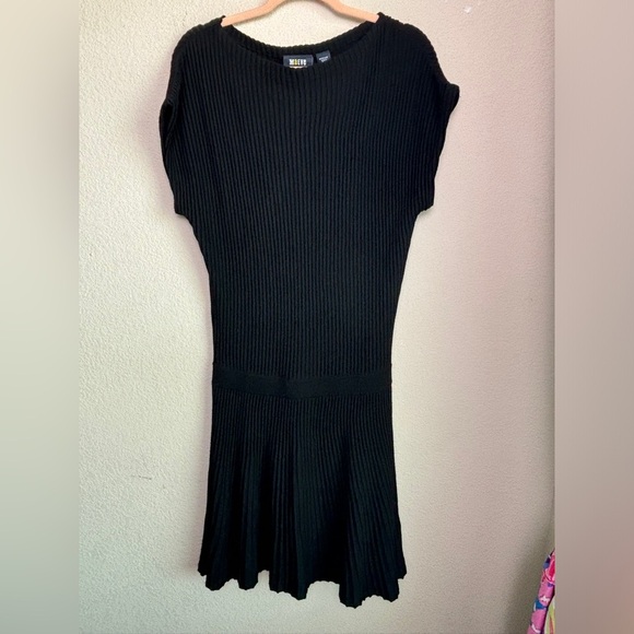 Maeve Anthropologie Ruth Black Ribbed Short Sleeve Fit & Flare Sweater Dress M - Picture 3 of 11